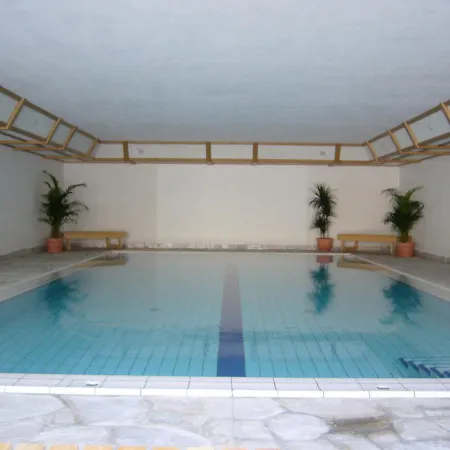 Silvester Apartahotel Racines